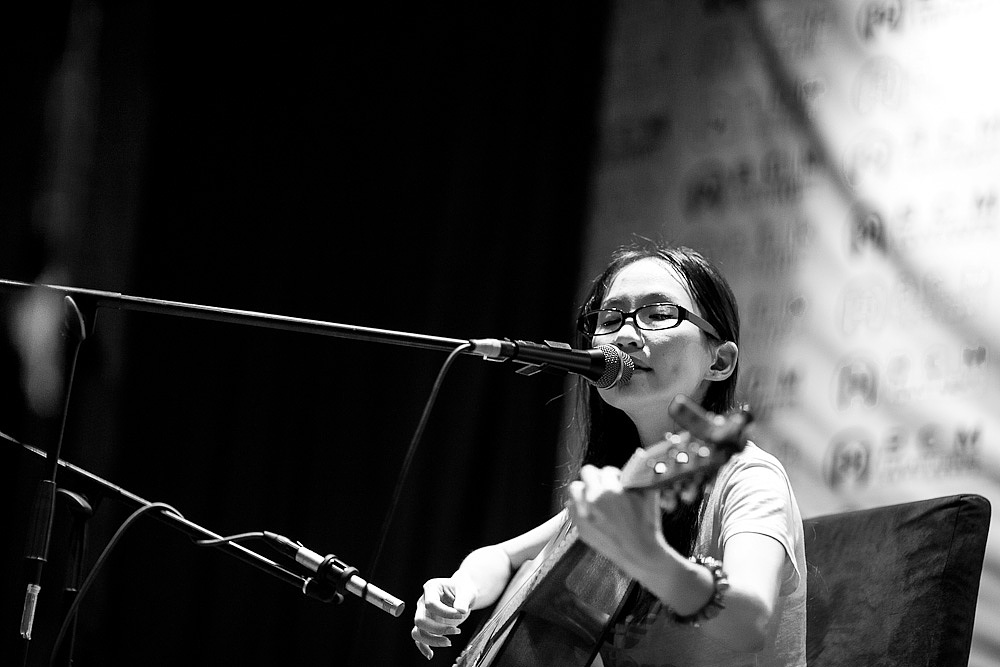 《温柔钢铁》——马来西亚创作女歌手宇珩2012初夏巡演 