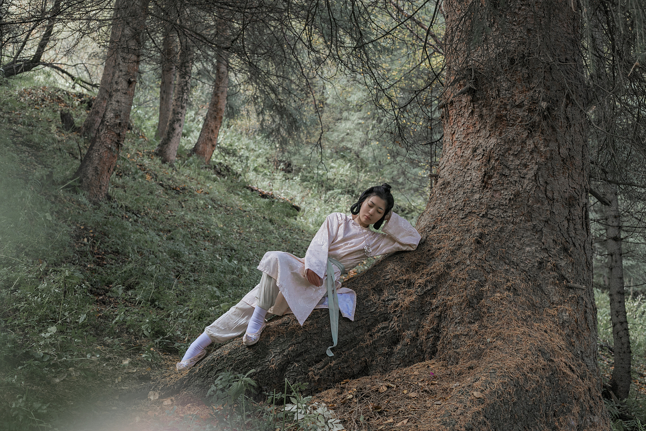 汉服旅拍丨踏雪乘西风,不如归云端丨新疆丨速报合集