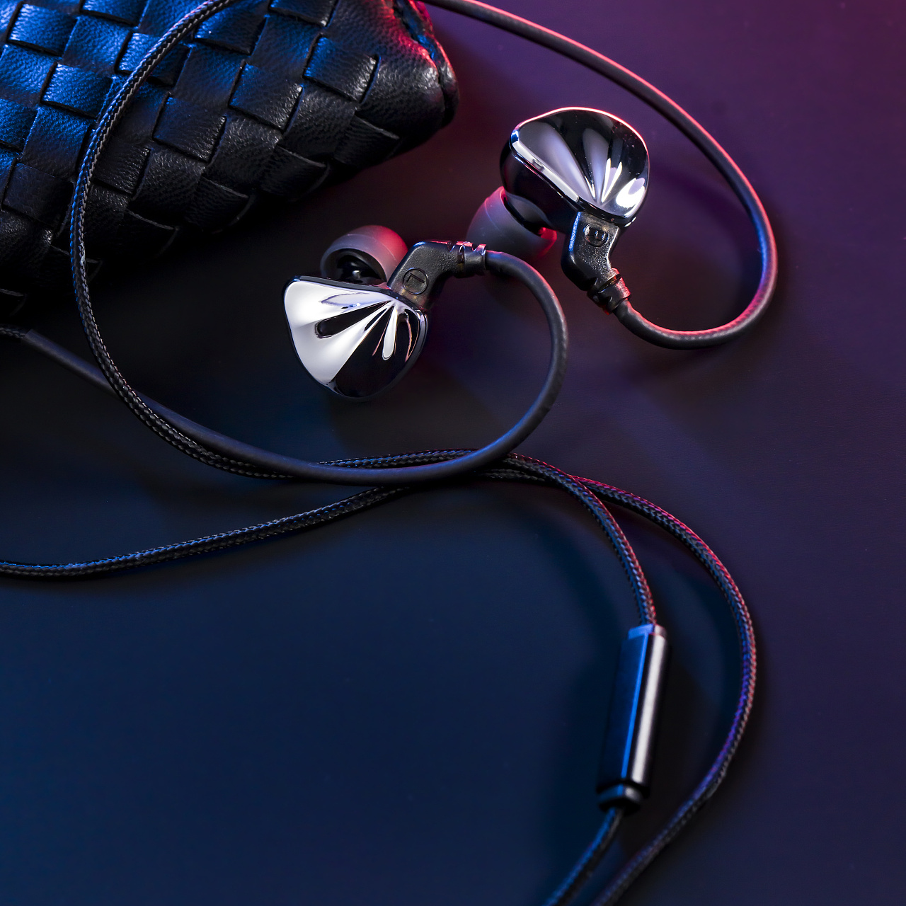 余音耳机gs01新配色电商用图