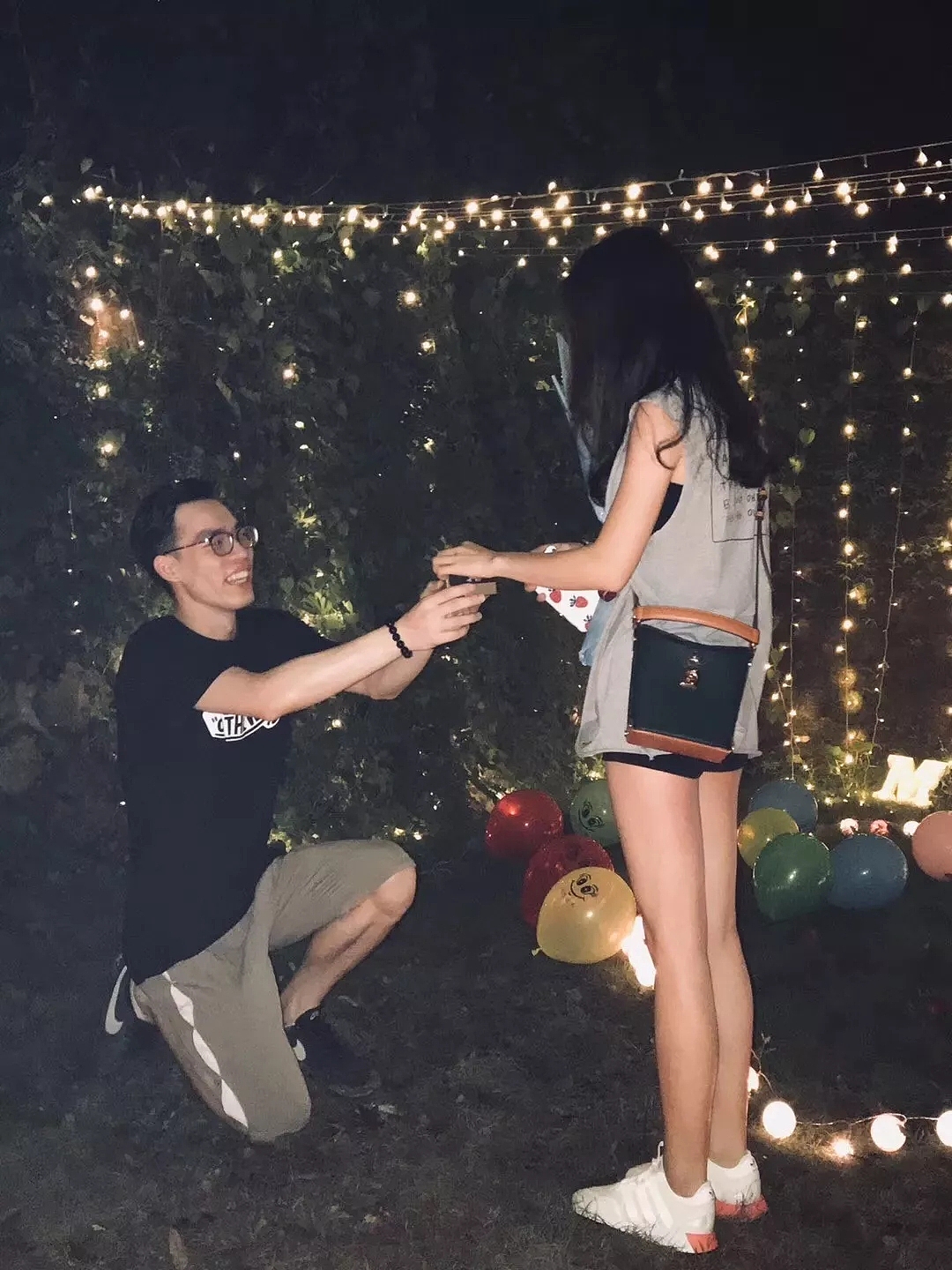 七夕那天，这位小哥在深夜做了这件事（图ZMTI3MzU2NTg4） - 商业插画 - 站酷设计师Panda浩俊原创素材 - 站酷ZCOOL