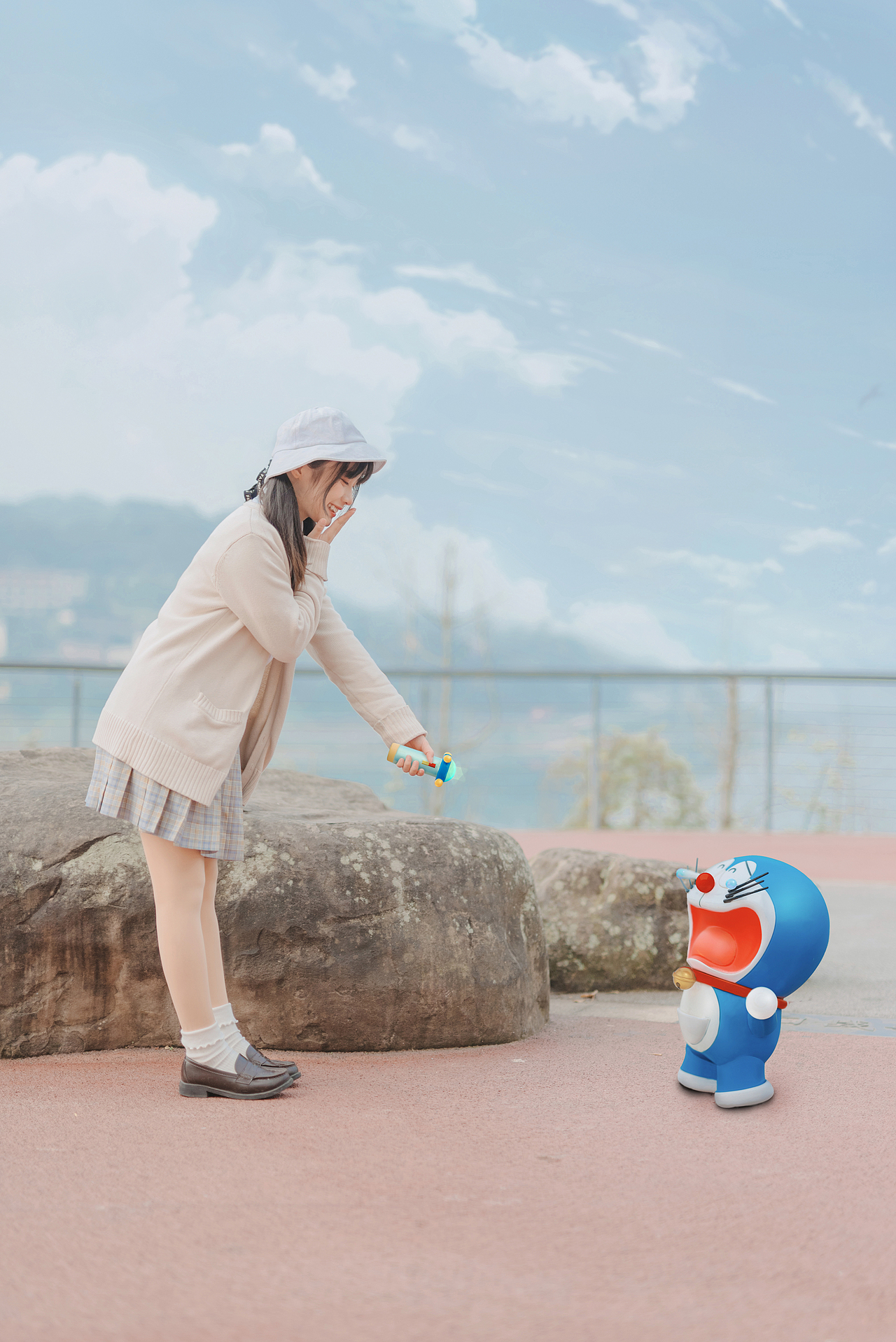 小沫和哆啦A梦的日常（图ZMTQwOTI0NDY0） - 人像摄影 - 站酷设计师黄仔爱玩喵喵酱原创素材 - 站酷ZCOOL