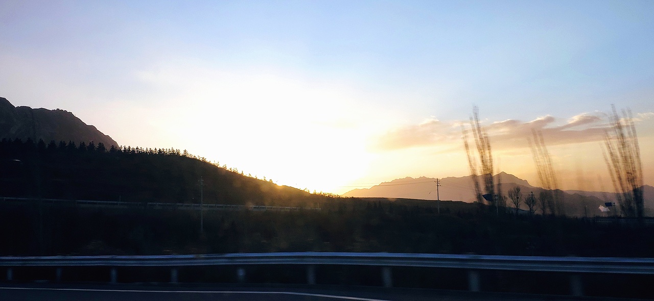 乌兰布统自驾越野摄影