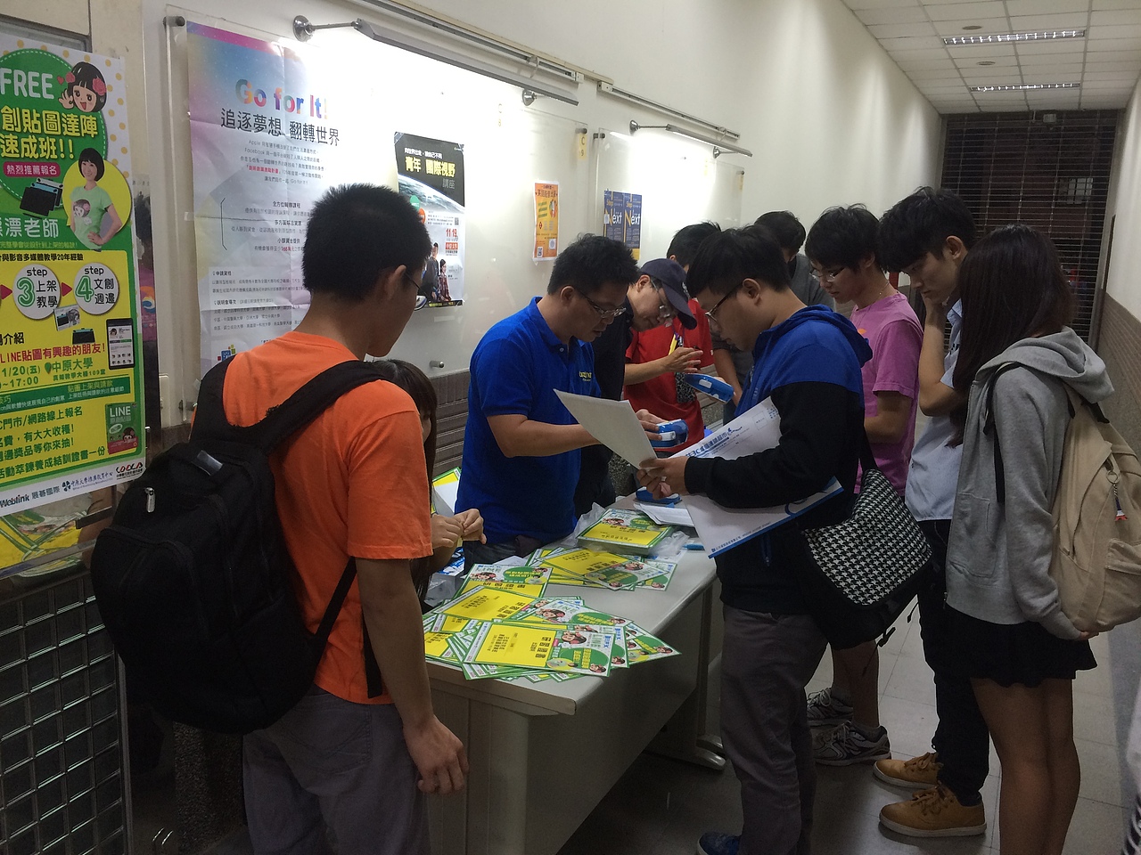 LINE貼圖海報（图ZNTk2MTQwNDQ=） - 海报 - 站酷设计师CHI_MIN原创素材 - 站酷ZCOOL