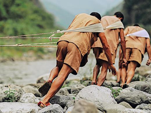 逆流而上，最后的纤夫