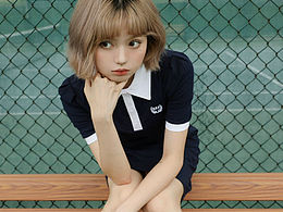 模特周周｜网球场少年