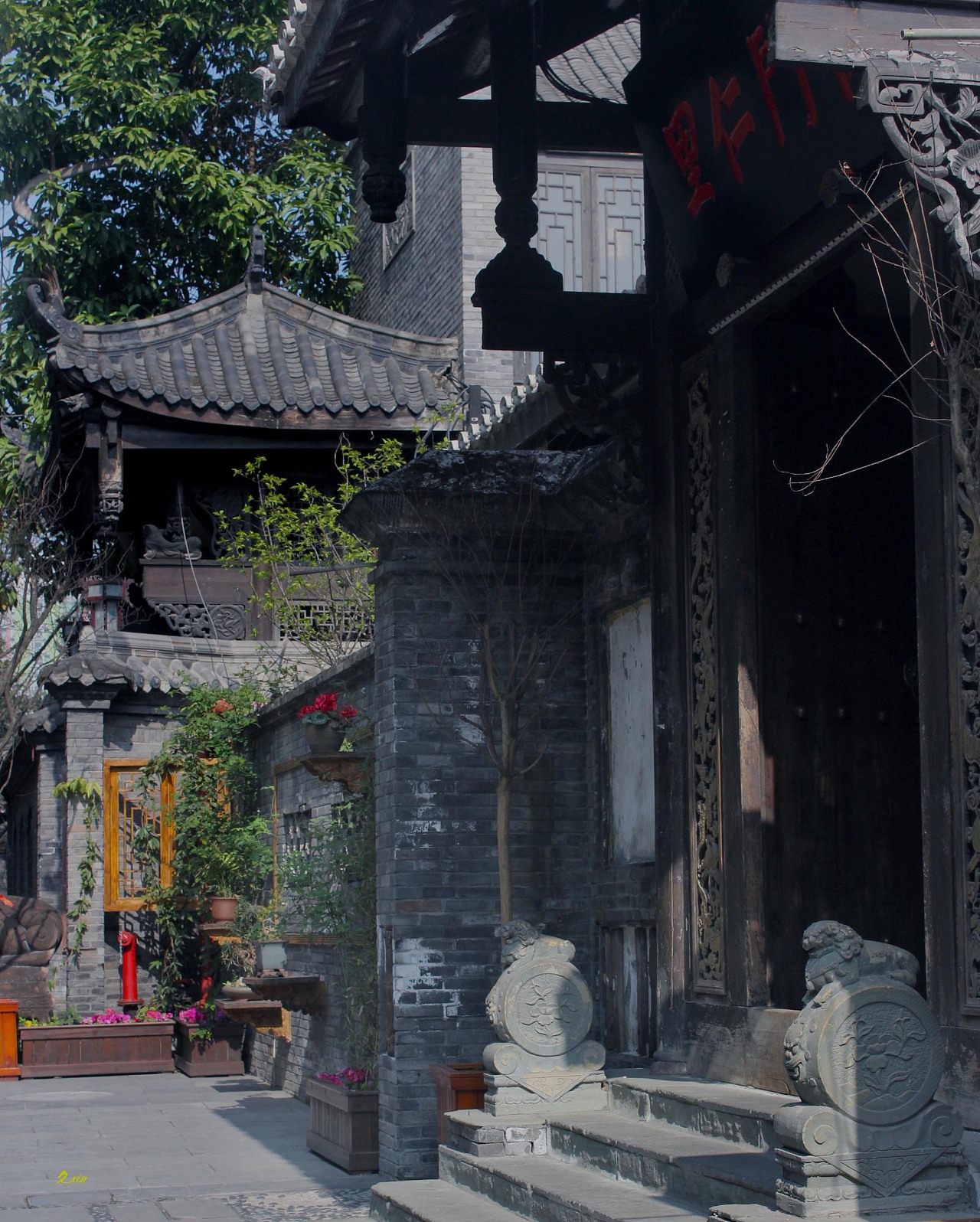 Kuanzhai Alley in Chengdu | Wide & Narrow Alley | Popular Attractions ...