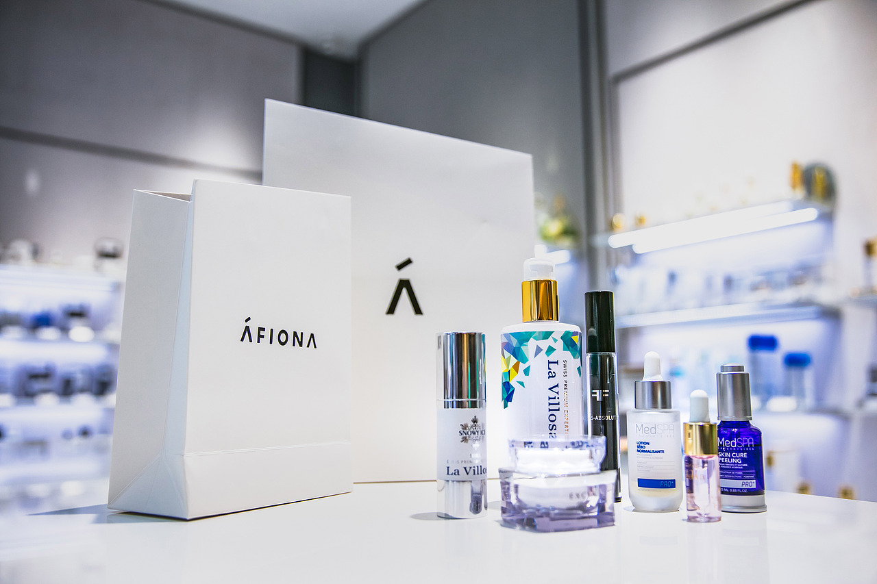 AFIONA | 懂你的不同（图ZMTQ2ODMyNDI0） - 品牌 - 站酷设计师又成广告原创素材 - 站酷ZCOOL