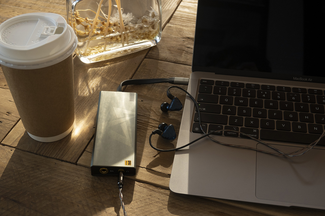 ITX01 拓展坞（图ZMjkwMjI5MjI4） - 电子产品 - 站酷设计师疯风原创素材 - 站酷ZCOOL