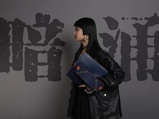 《暗涌》系列身体配饰手工皮具