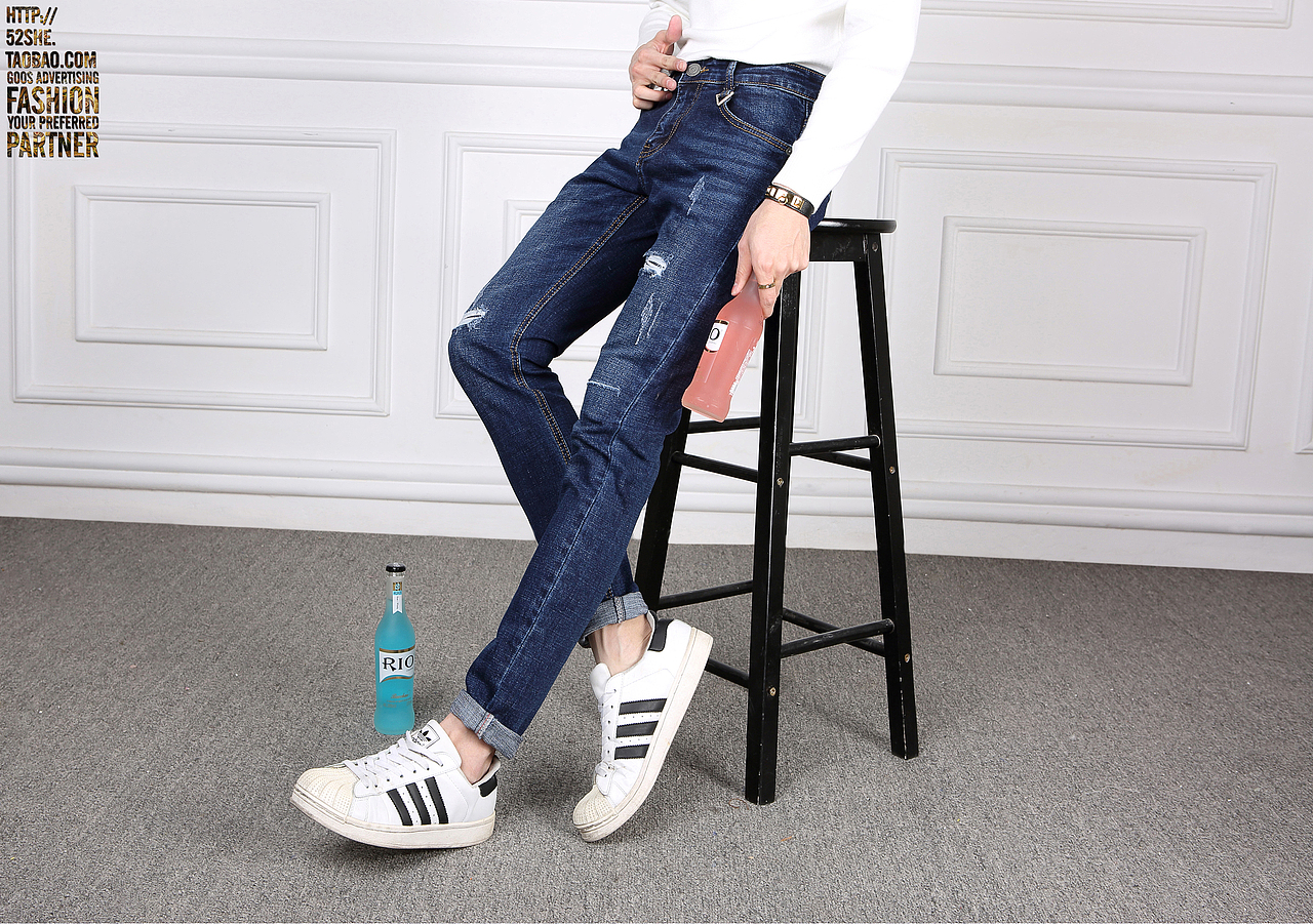 淘宝摄影牛仔裤拍摄 产品外景网拍服务淘女郎男装拍照半身图拍摄专业摄影静物拍摄拍摄网拍产品拍照 广州摄（图ZNDEzNTY5MTI=） - 人像摄影 - 站酷设计师古斯广告原创素材 - 站酷ZCOOL