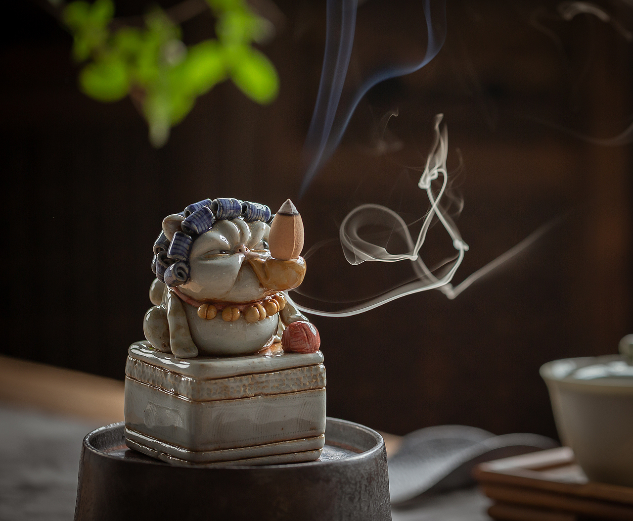 器十二 景德镇手工捏雕 叼烟斗的加菲猫倒流香香插摆件