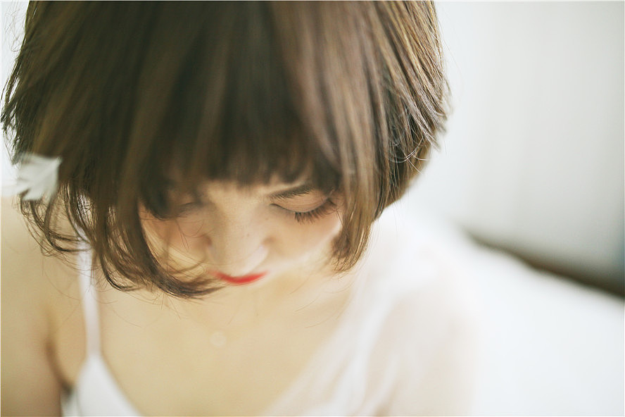 {海德娜娜} 少女冷调（图ZMjI0OTY1MTI=） - 人像摄影 - 站酷设计师hidenana海德娜娜原创素材 - 站酷ZCOOL