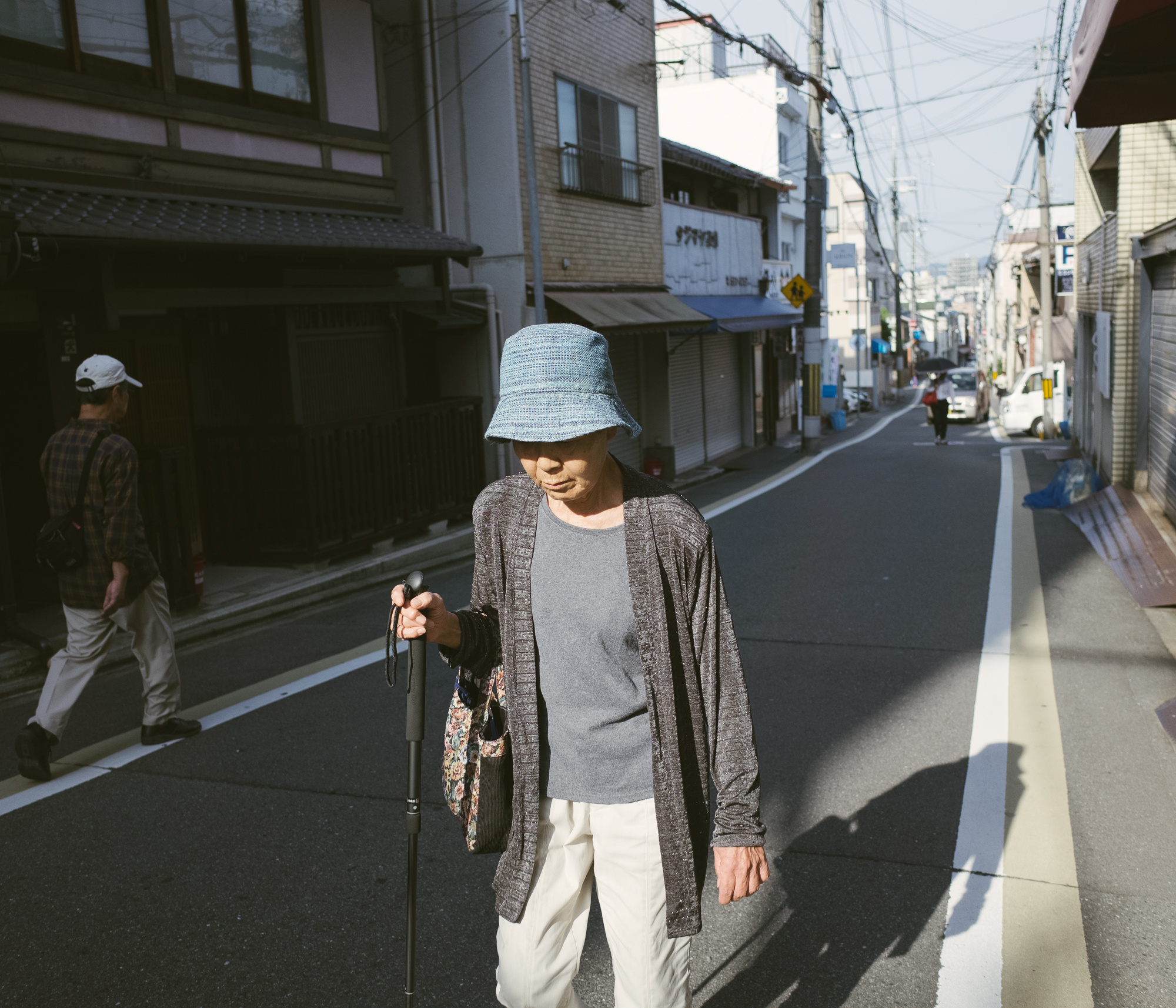 街头摄影｜京都清晨|摄影|人文/纪实摄影|刘小川 - 原创作品 - 站酷 (ZCOOL)