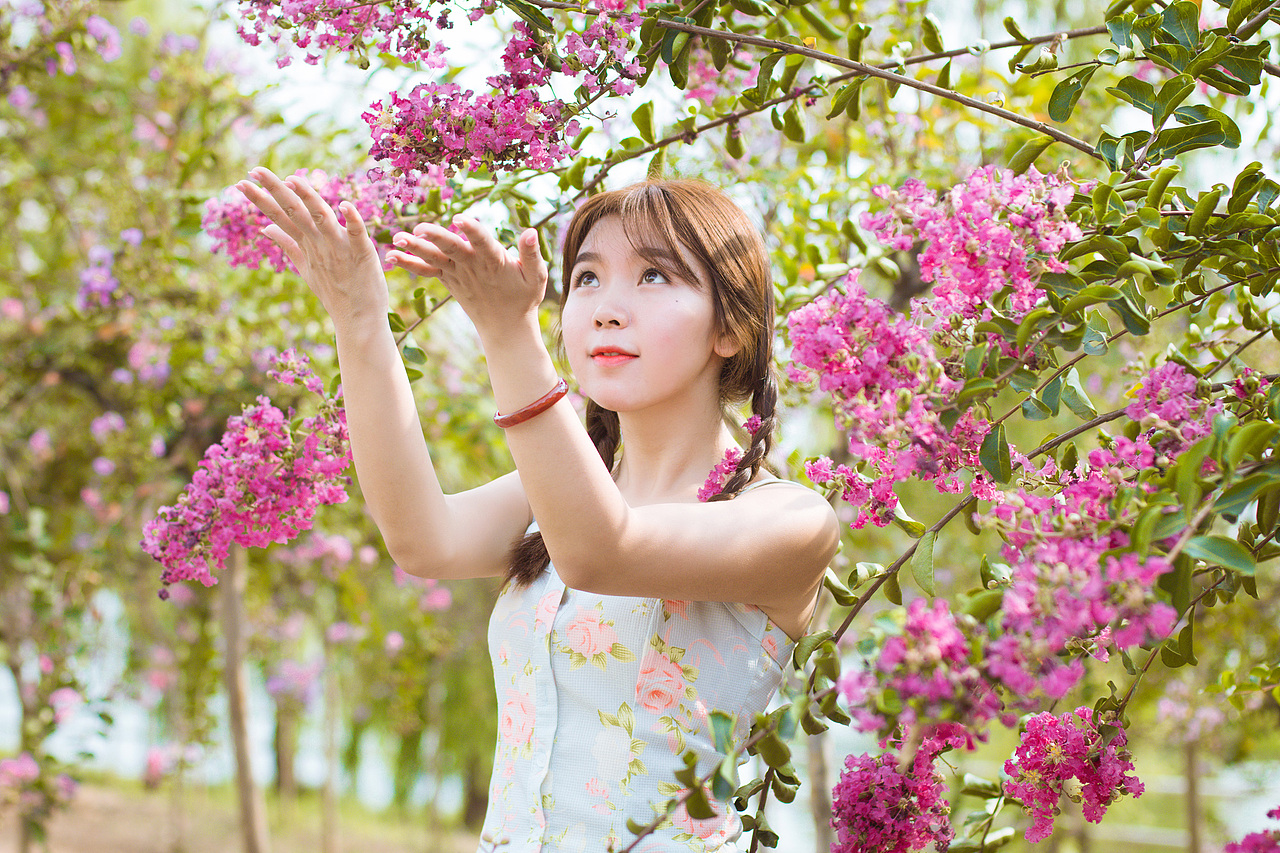 「鲜花小径」（图ZNjA3Mzc5ODg=） - 人像摄影 - 站酷设计师陈阿鱼原创素材 - 站酷ZCOOL