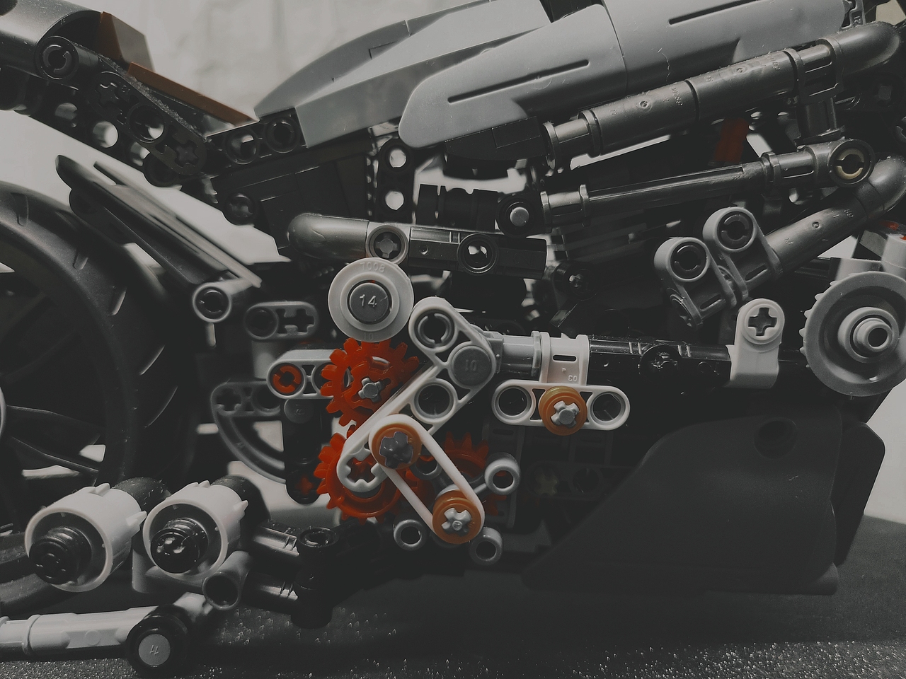 【杜卡迪大魔鬼】积木模型