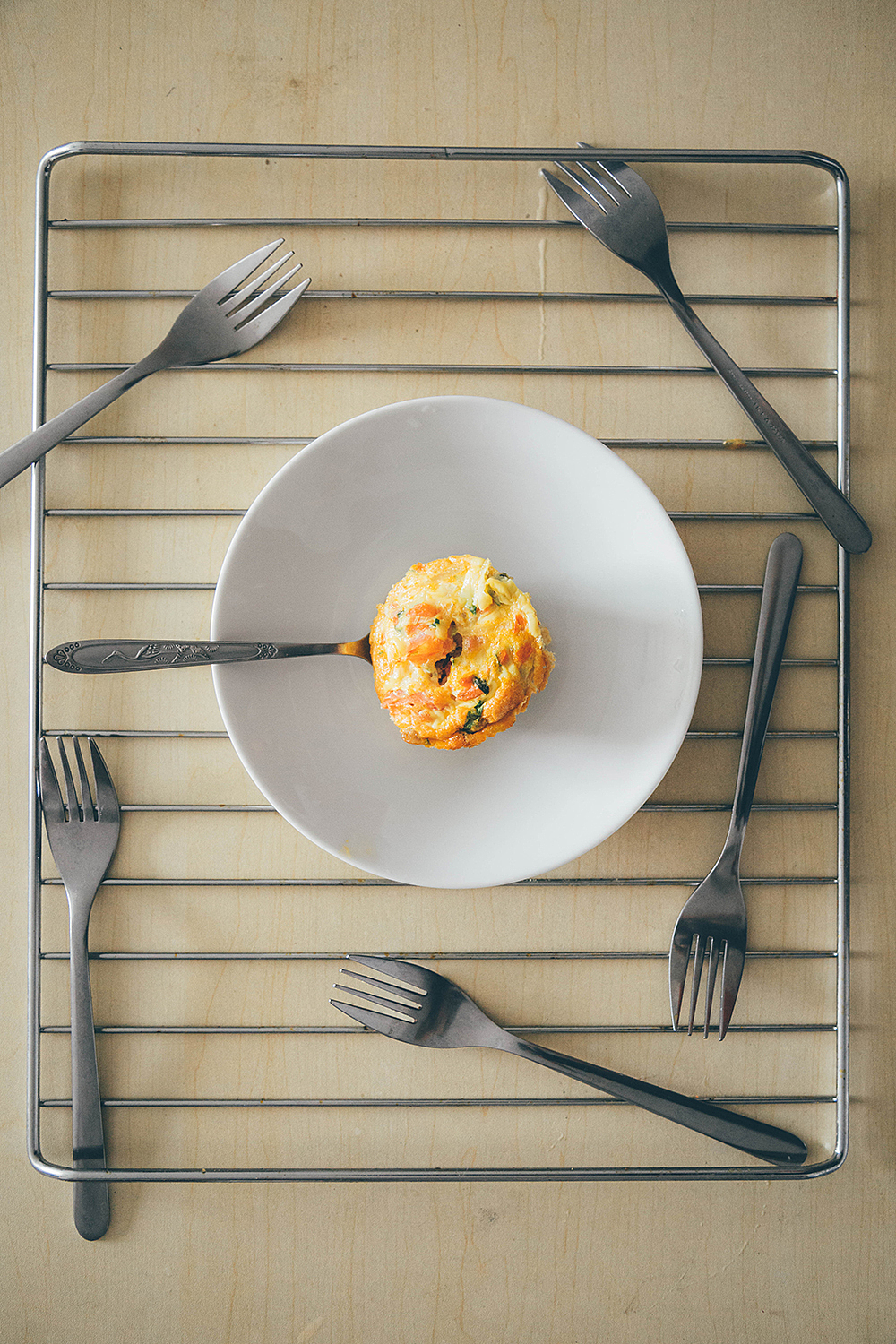 培根蔬菜马芬 | 10分钟美味早餐从今晚开始准备~（图ZNDYyNzMwNjA=） - 产品摄影 - 站酷设计师chenmiao1107原创素材 - 站酷ZCOOL