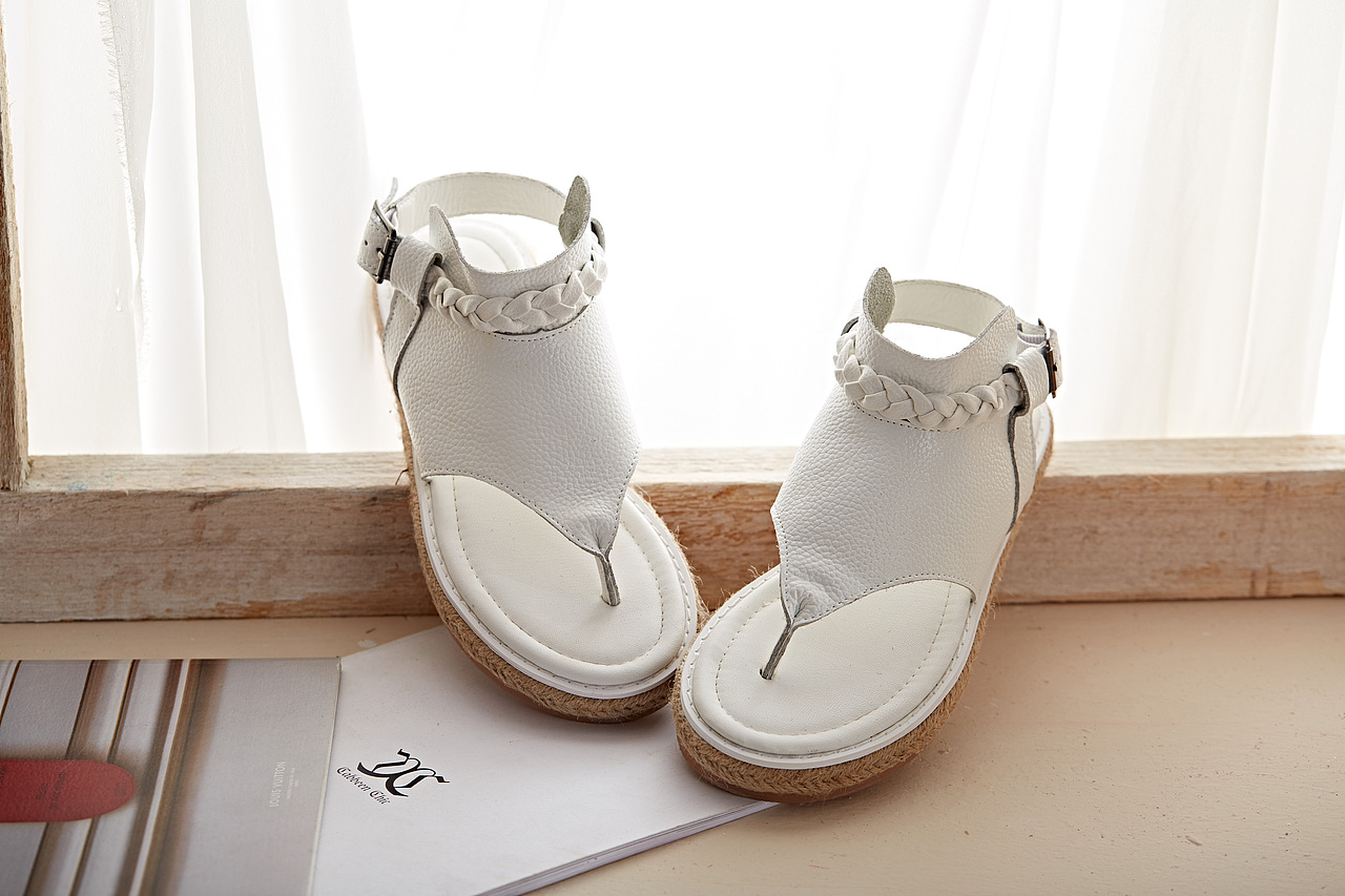 鞋子静物详情页海报拍摄设计