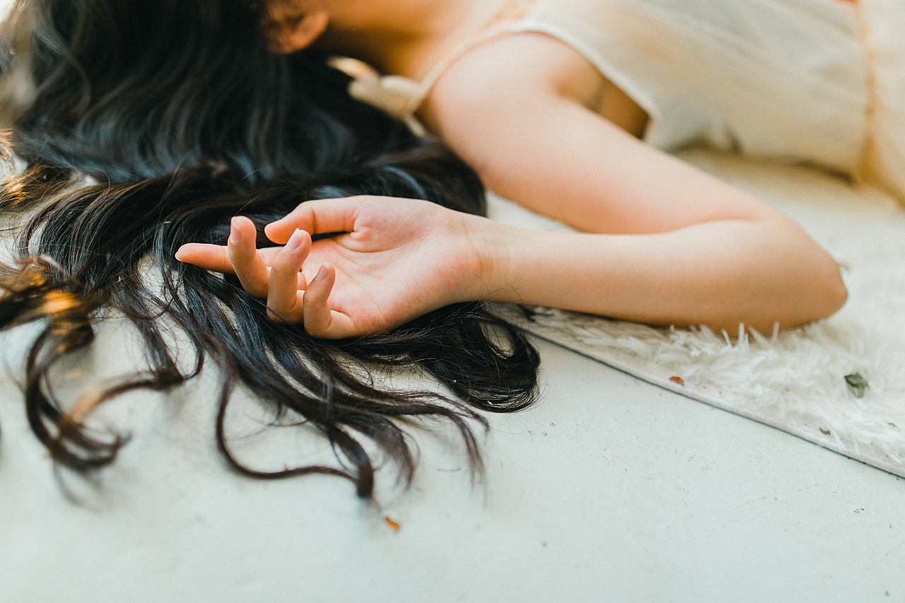 一些溫柔的光影，一個溫柔的午后（圖ZMTc1MzExMjcy） - 人像攝影 - 站酷設(shè)計師DALING靈原創(chuàng)素材 - 站酷ZCOOL