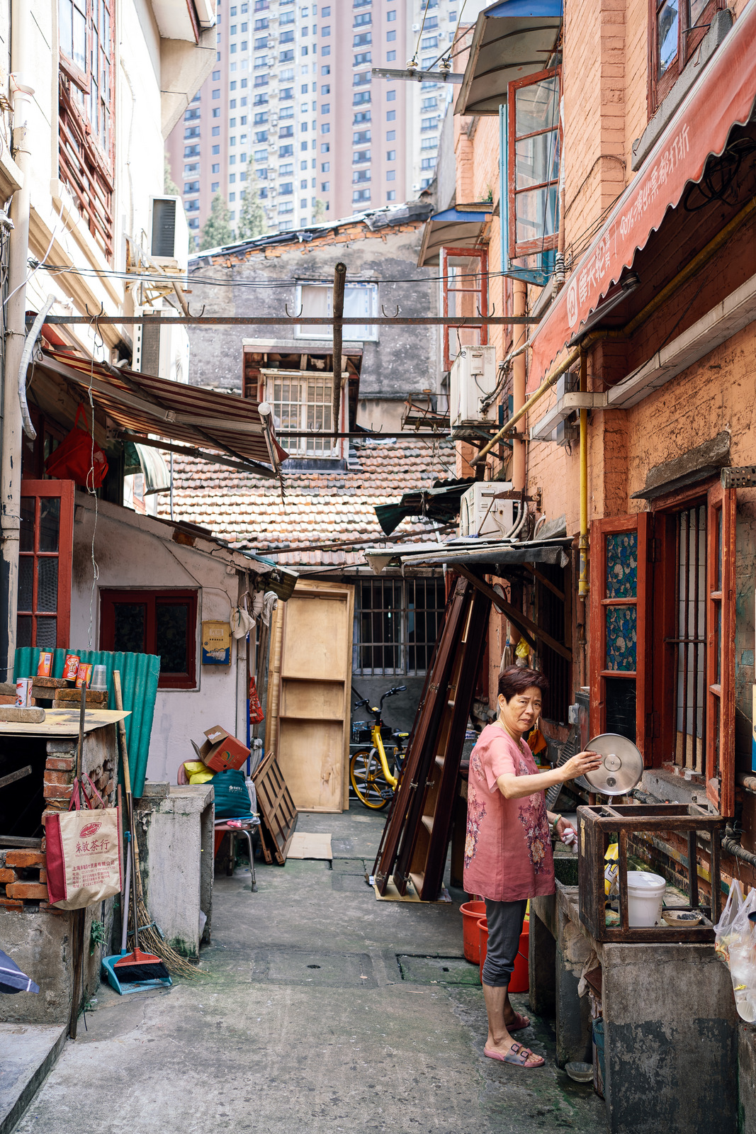 人间烟火,市井气息——最后的上海老弄堂