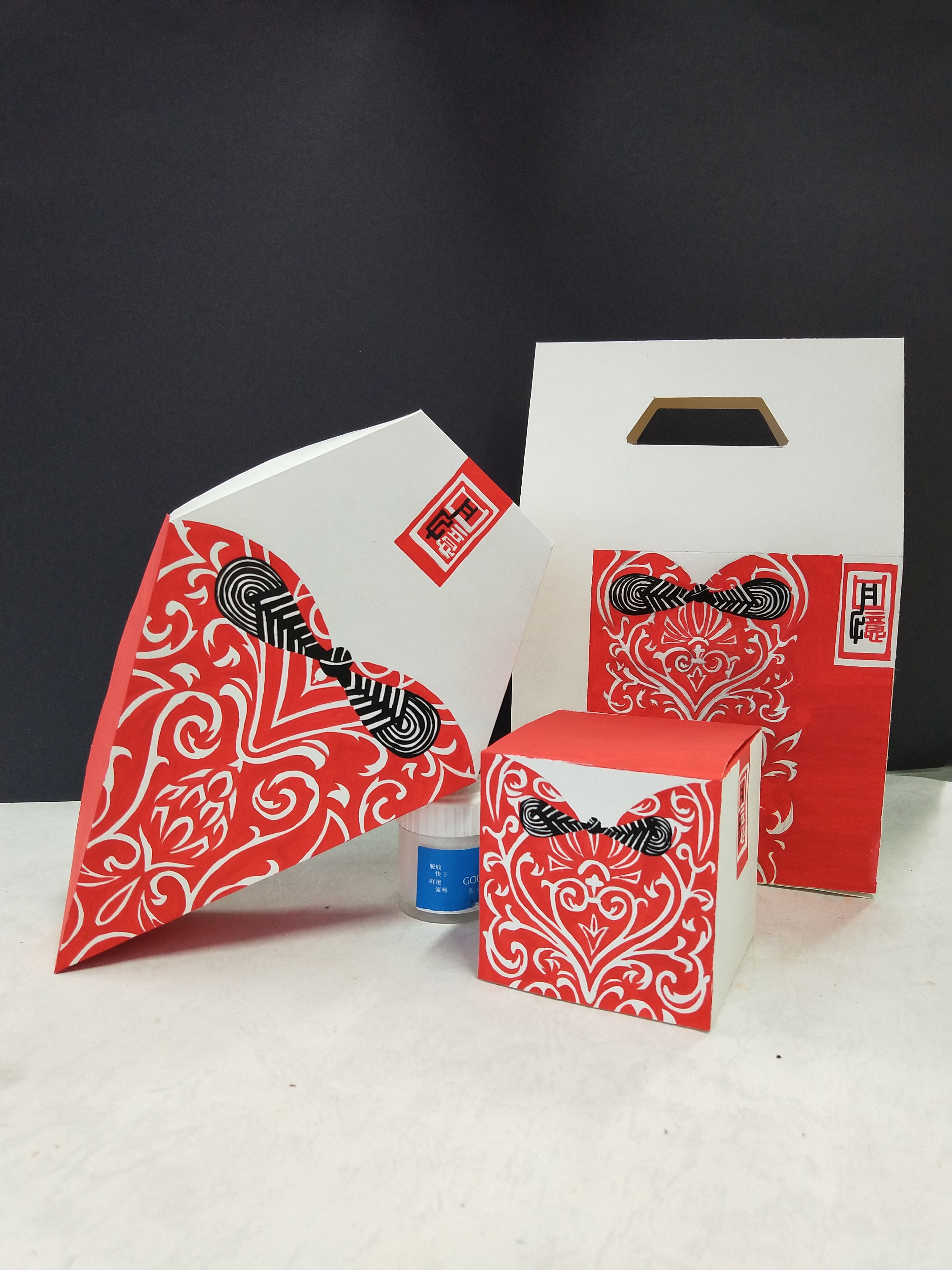 手绘民族风包装