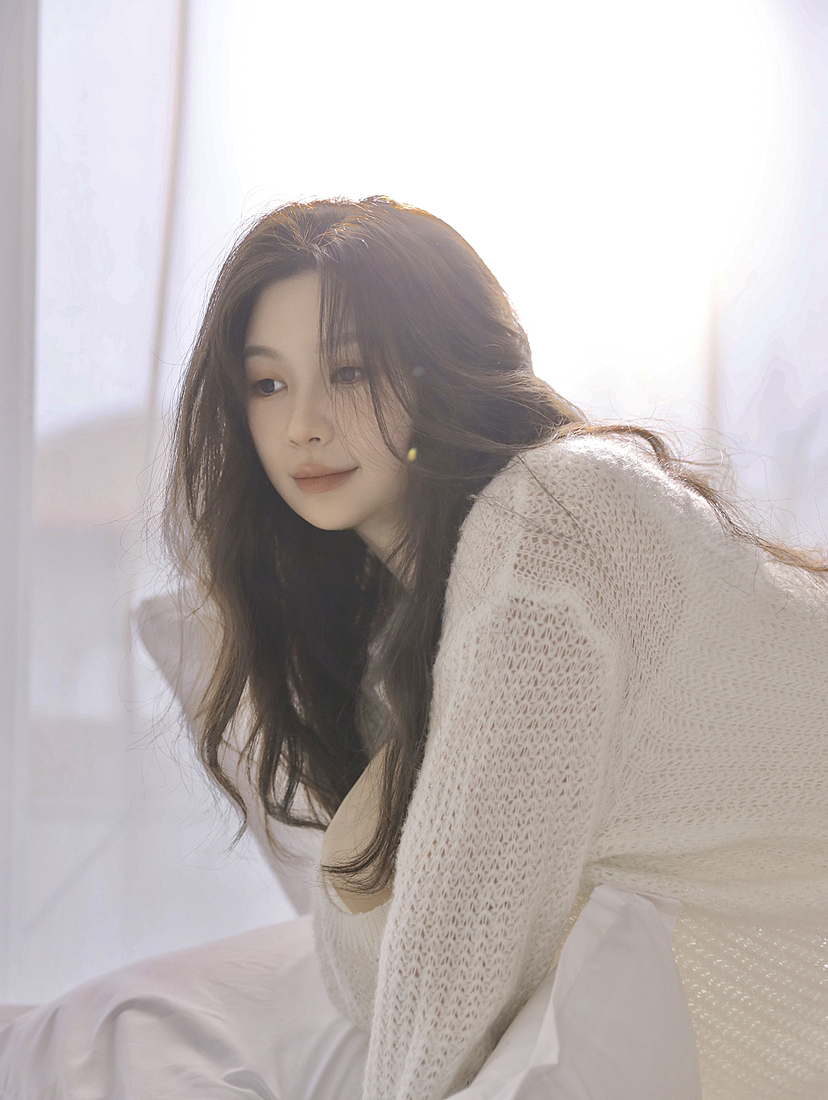 奶呼呼的女友上线☁️也太会拍居家风啦（图ZMzMyOTUxOTI0） - 人像摄影 - 站酷设计师Biu少女馆原创素材 - 站酷ZCOOL