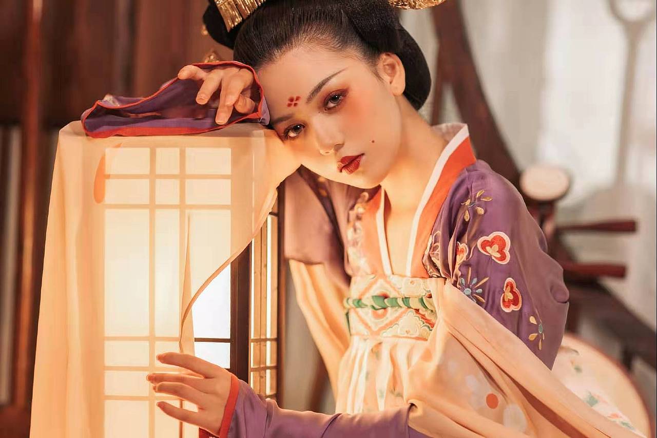 【长安十二时辰】联名款汉服设计 | 清欢客 |（图ZMTg4MDExNTQ0） - 其他服装 - 站酷设计师清欢客原创素材 - 站酷ZCOOL