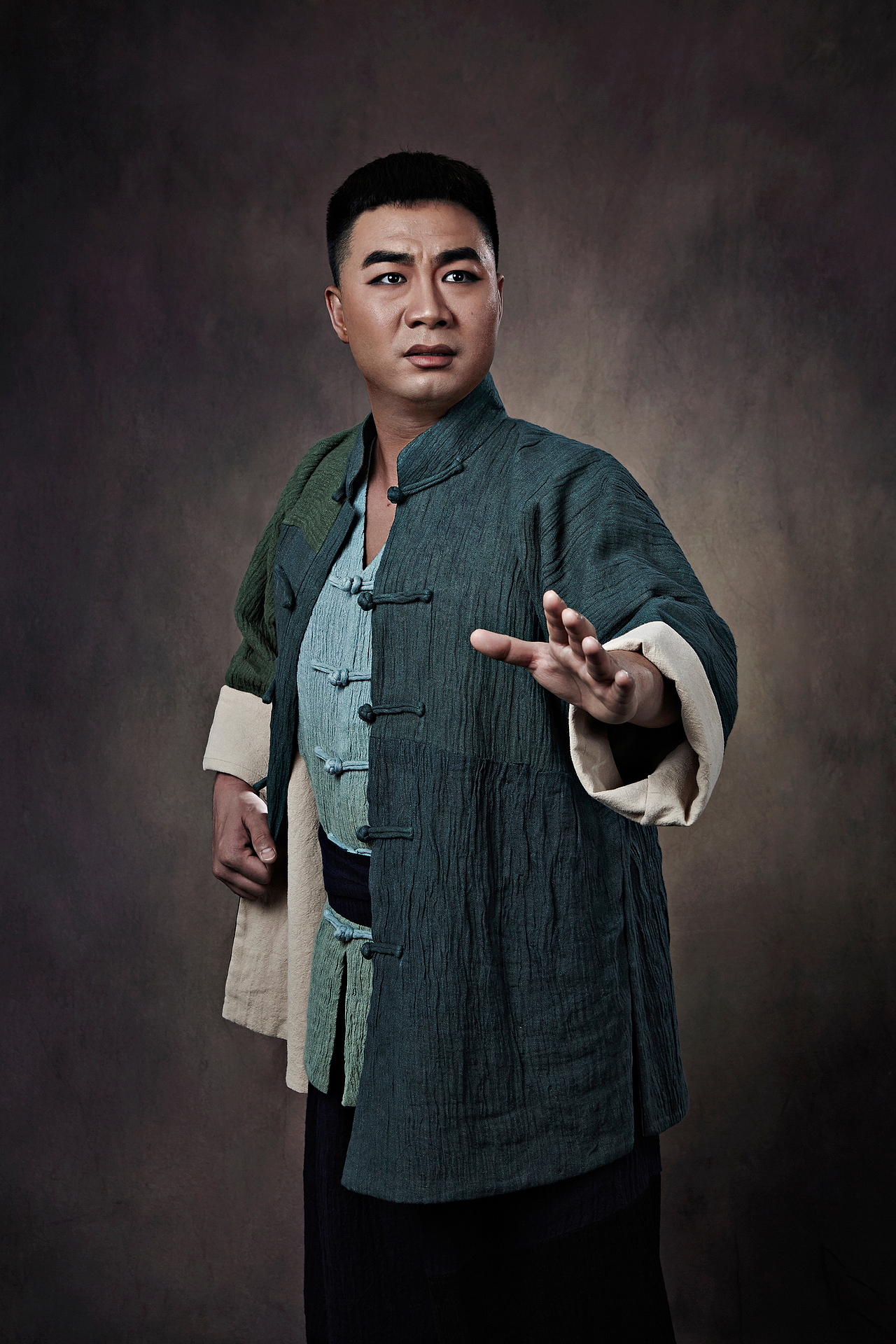 摄影后期某舞台剧定妆照修图