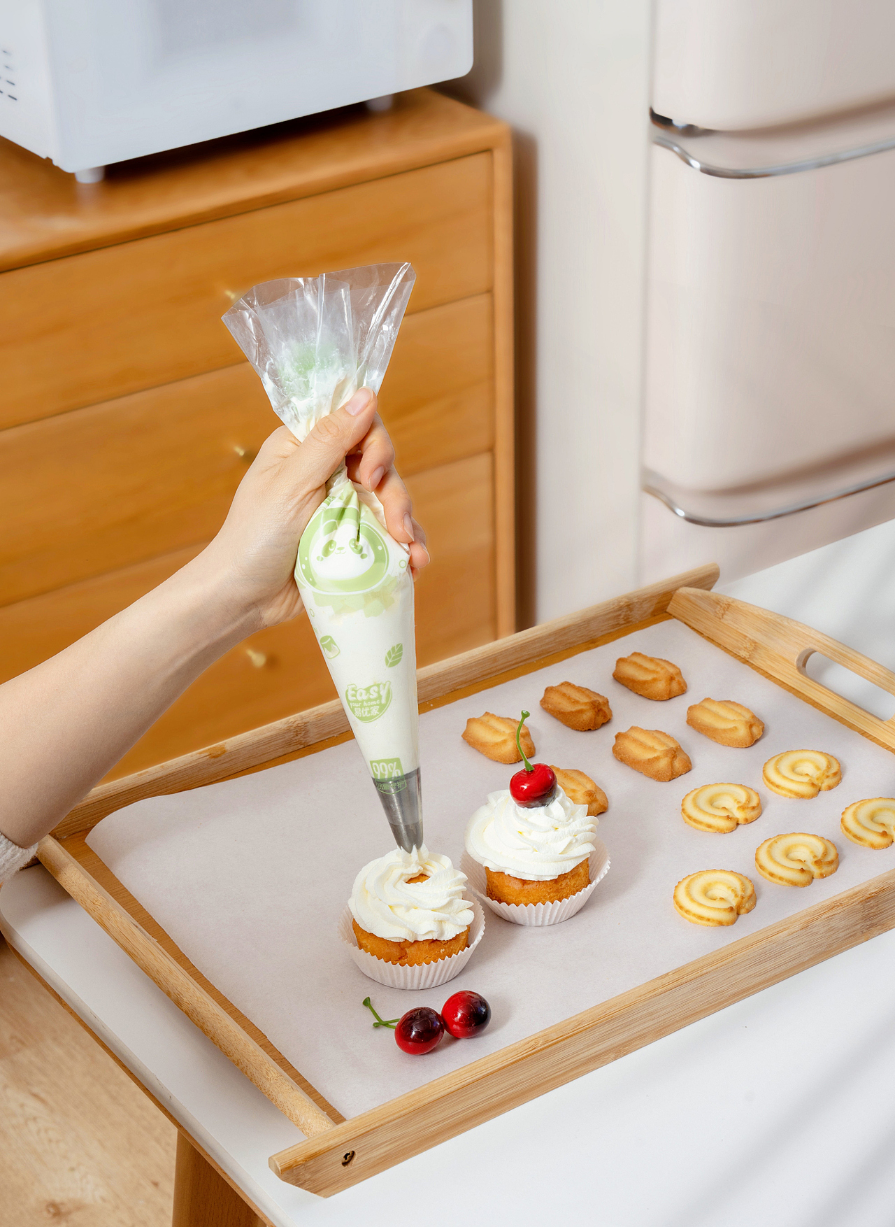 厨房好物裱花袋 -【创意拍摄】（图ZMzU3NDk2Mzg0） - 产品摄影 - 站酷设计师甯宇原创素材 - 站酷ZCOOL