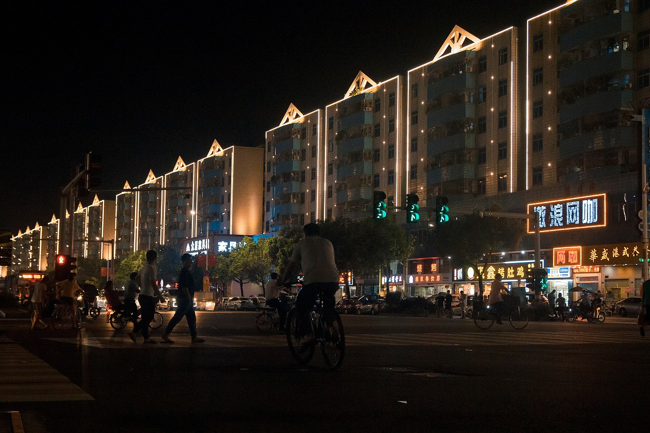 东莞凤岗雁田周边街景城市夜景