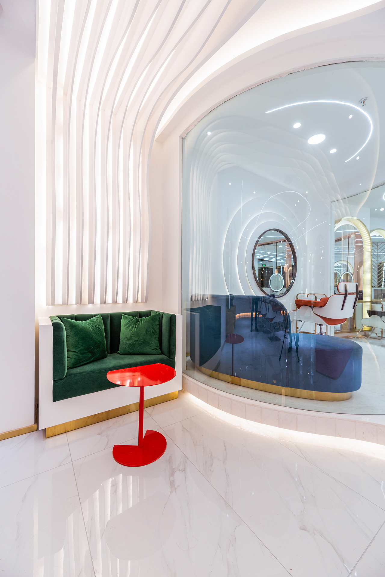 大武汉造型丨理发店也能玩出新格调