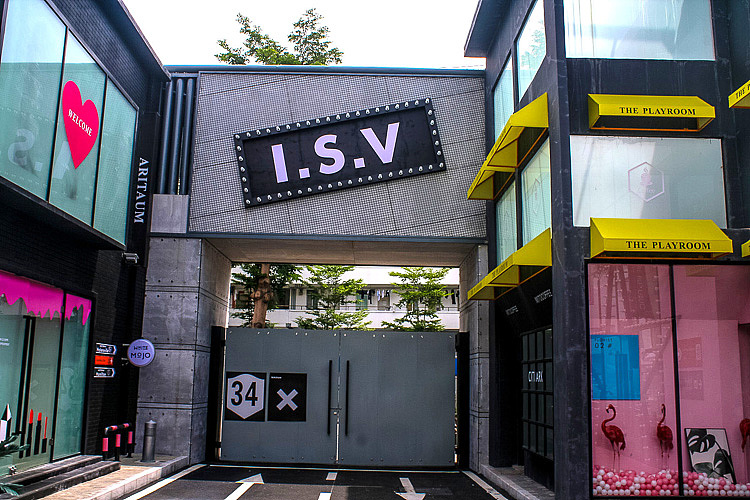 大型拍摄基地场地网红打卡地怎样装饰更好用空气透视