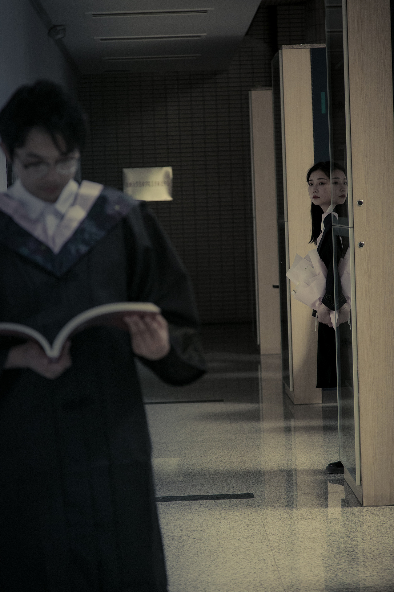 毕业季/（图ZMjY3NjAxMTc2） - 人像摄影 - 站酷设计师拾荒l原创素材 - 站酷ZCOOL