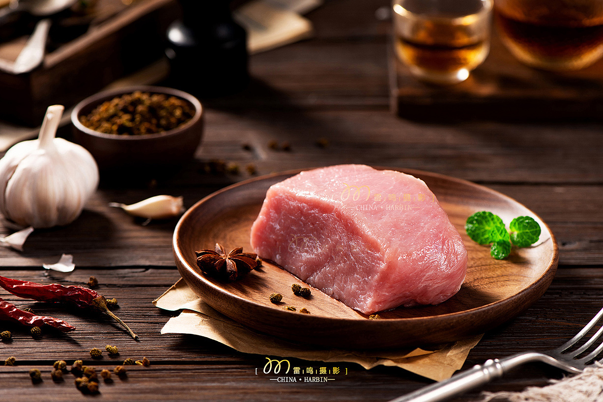 《一手店 冷鲜肉》 美食 产品 环境 哈尔滨雷鸣摄影（图ZMjQwNzA5OTg0） - 产品摄影 - 站酷设计师雷鸣摄影原创素材 - 站酷ZCOOL