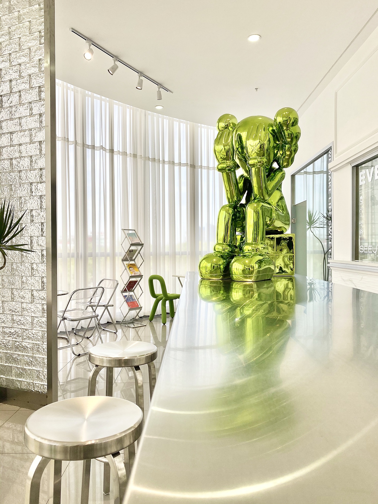 SEEU喜阅 甜品店（图ZMjgyNTEwNDA0） - 商业空间设计 - 站酷设计师立境设计原创素材 - 站酷ZCOOL