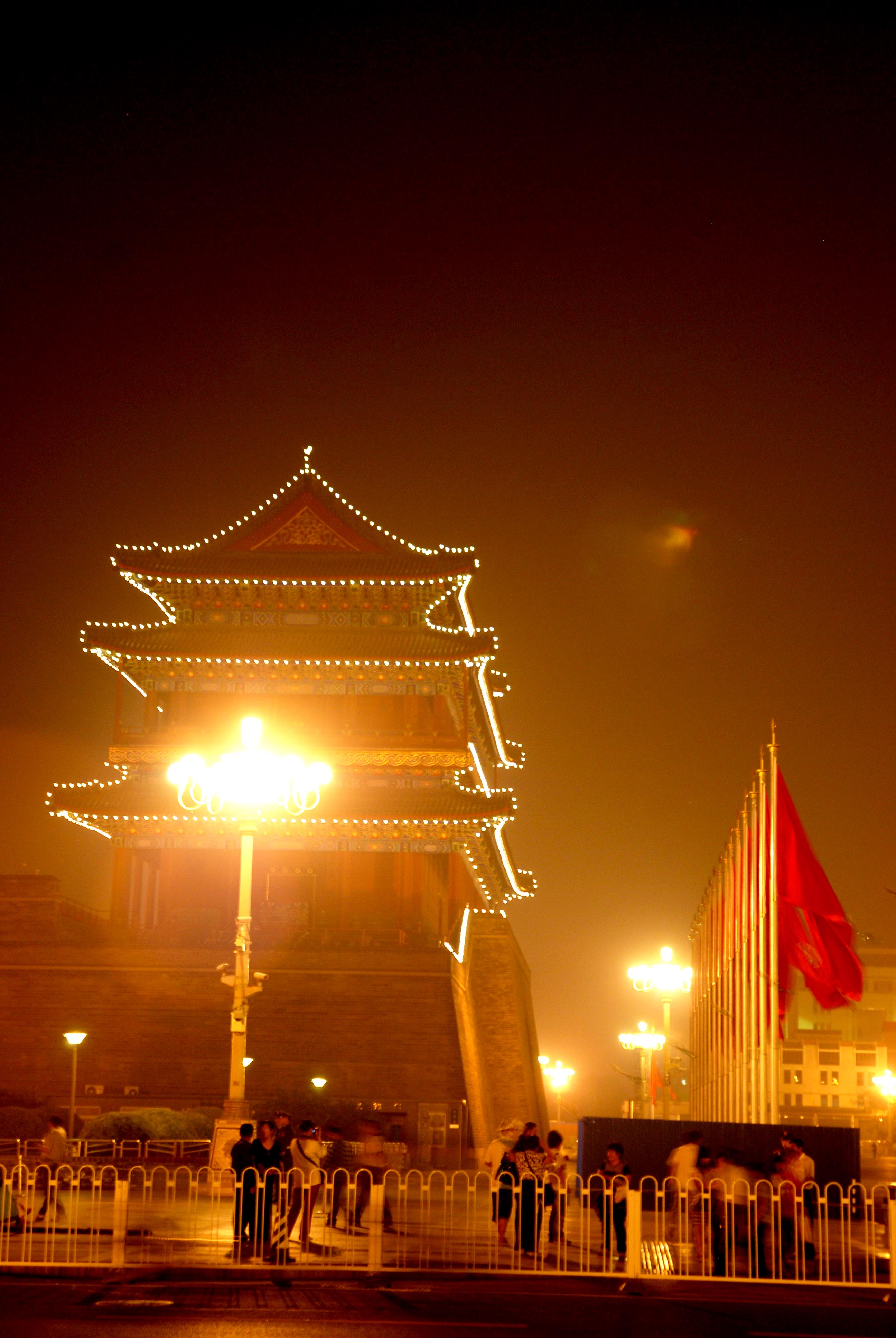 北京前门夜景的赞美图片