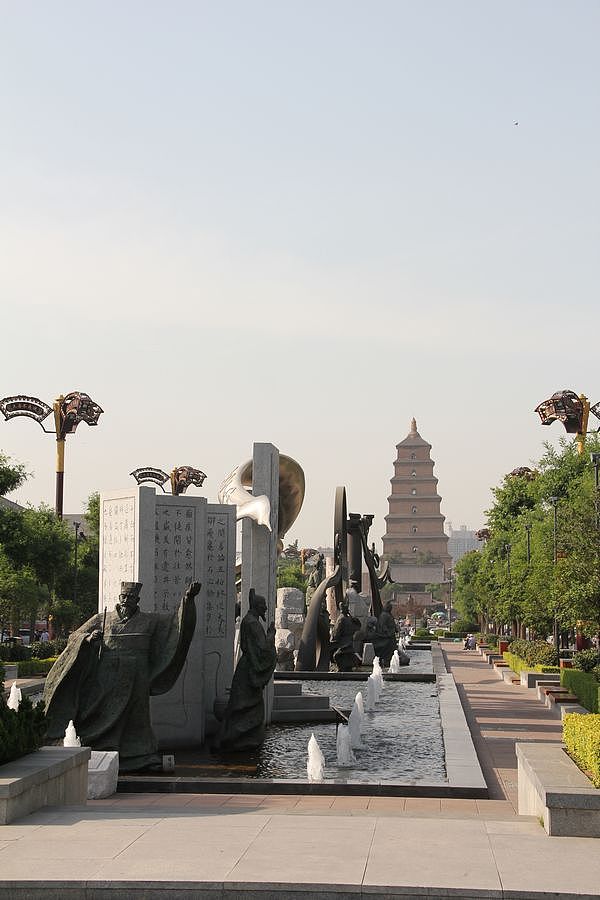 大雁塔广场的城市雕塑