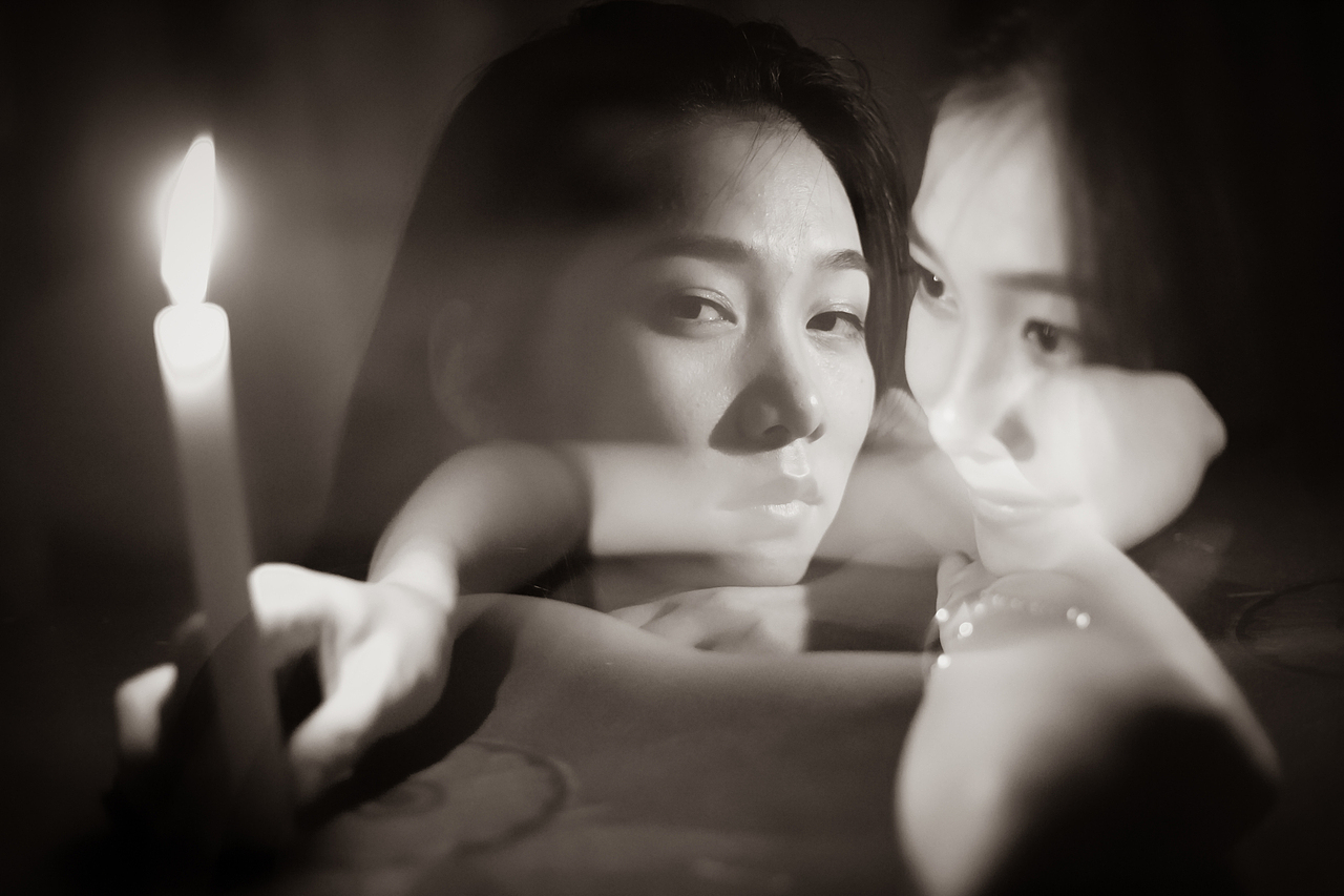 光烛追昔,年华似水