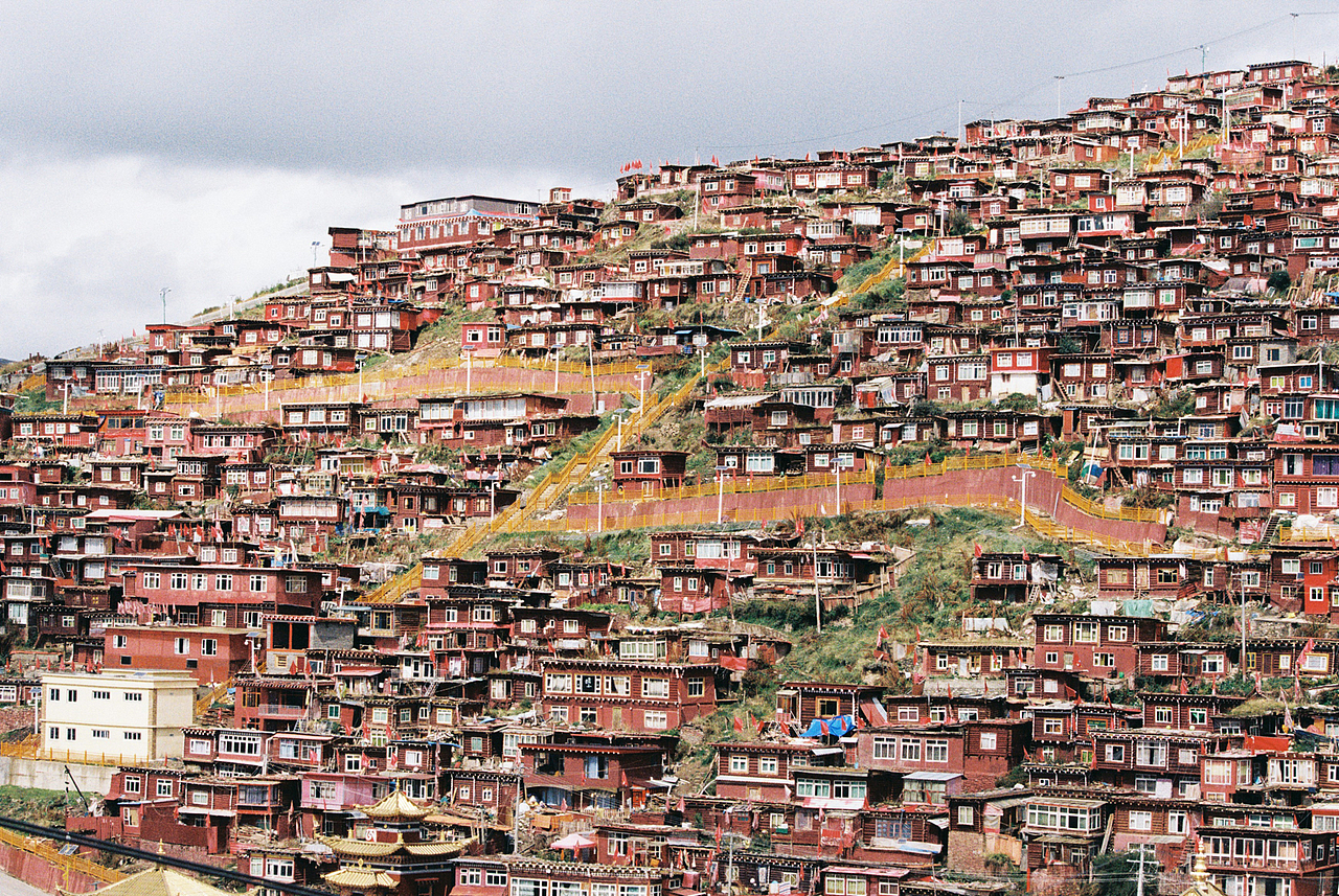 色达 亚青寺（图ZMTMxMjYyMjIw） - 人文/纪实摄影 - 站酷设计师白山Gavin原创素材 - 站酷ZCOOL