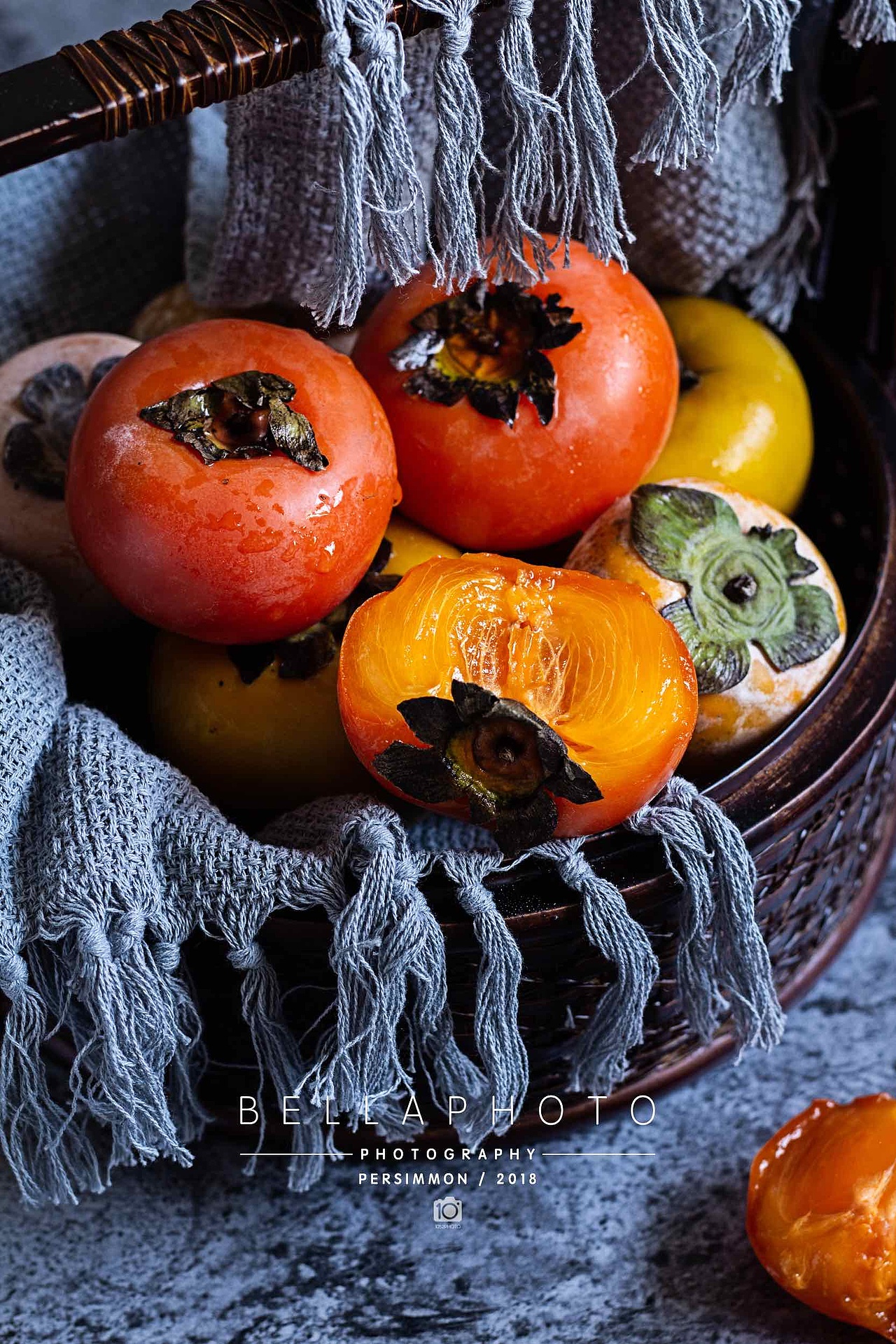 深秋的柿子（图ZMTMzMjI4NTAw） - 产品摄影 - 站酷设计师beirou1234567原创素材 - 站酷ZCOOL