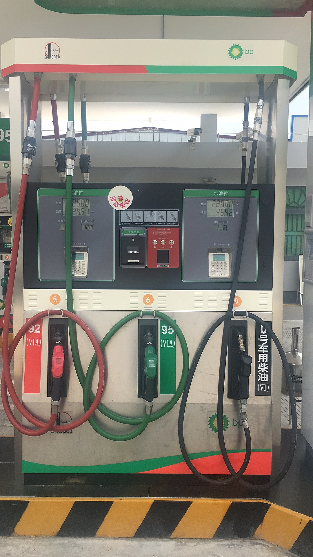 wayne稳惠系列加油机在加油站是什么样的