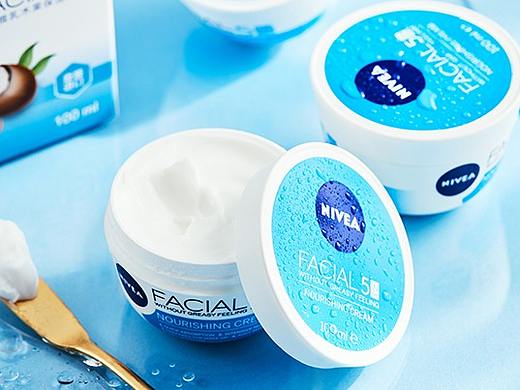 即兴按了下快门