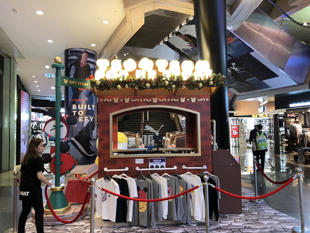 朗豪坊（香港）2018圣诞美陈（图ZMTM3MzIxNzA4） - 其他空间 - 站酷设计师jjass123原创素材 - 站酷ZCOOL