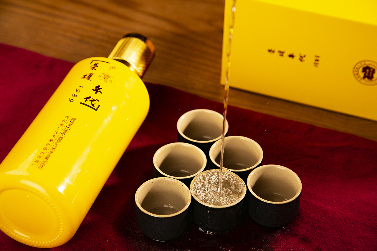 【黔雲摄】贵州贵阳白酒拍照酱香型白酒拍照（图ZMjA5OTkzODky） - 产品摄影 - 站酷设计师黔雲摄阿成原创素材 - 站酷ZCOOL