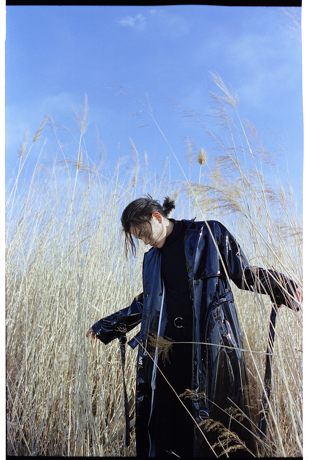 冬日独白（图ZMTExMjM5ODM2） - 人像摄影 - 站酷设计师三火Yvan原创素材 - 站酷ZCOOL