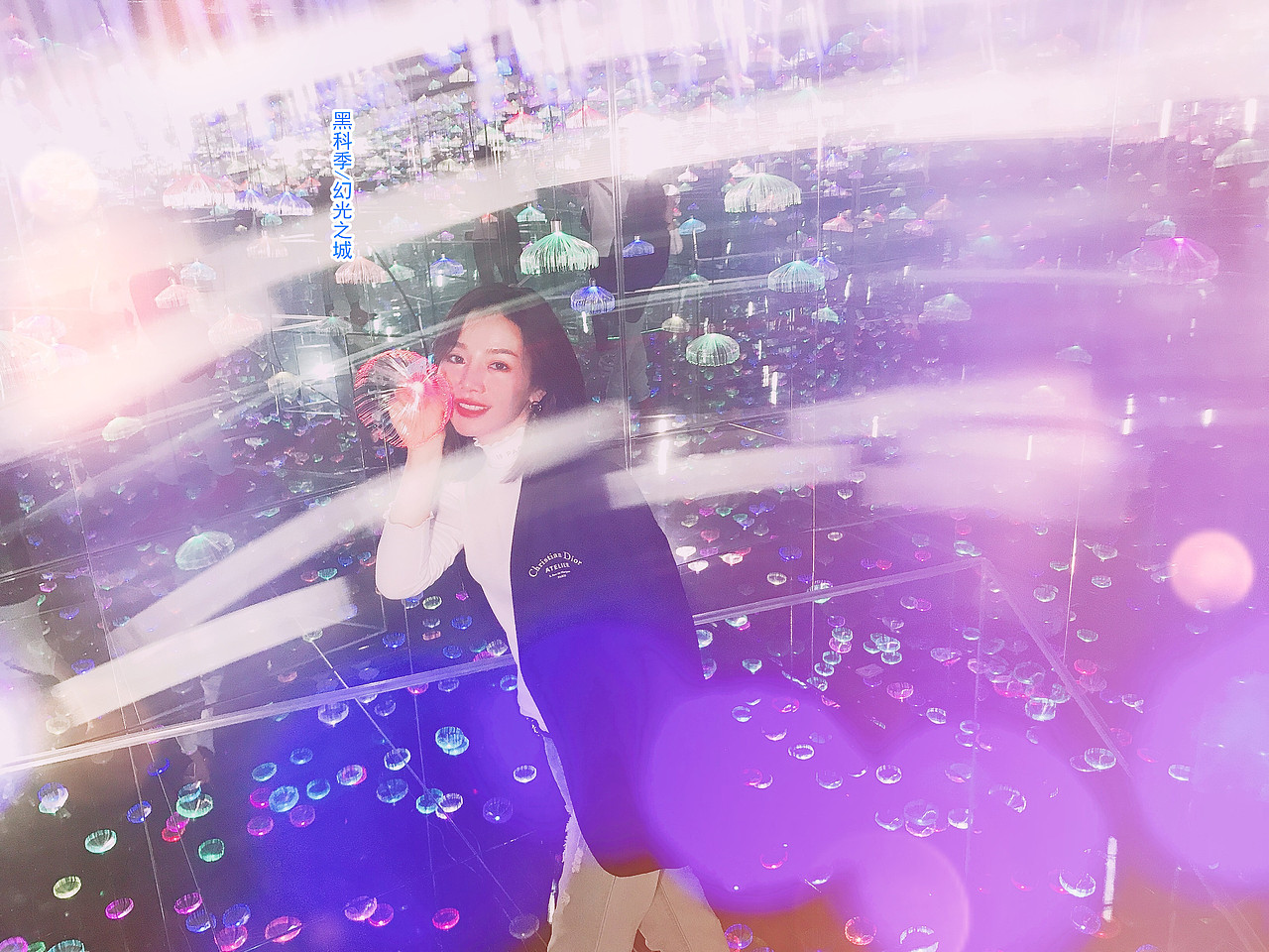 探寻神秘深海水母世界《无限深海》