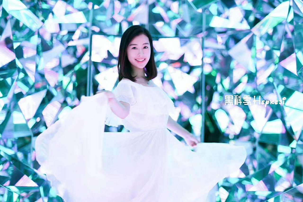 创意互动空间—钻石隧道，抖音在线，了解一下（图ZMTE2NzY0NDky） - 短片 - 站酷设计师创意互动道具刘原创素材 - 站酷ZCOOL