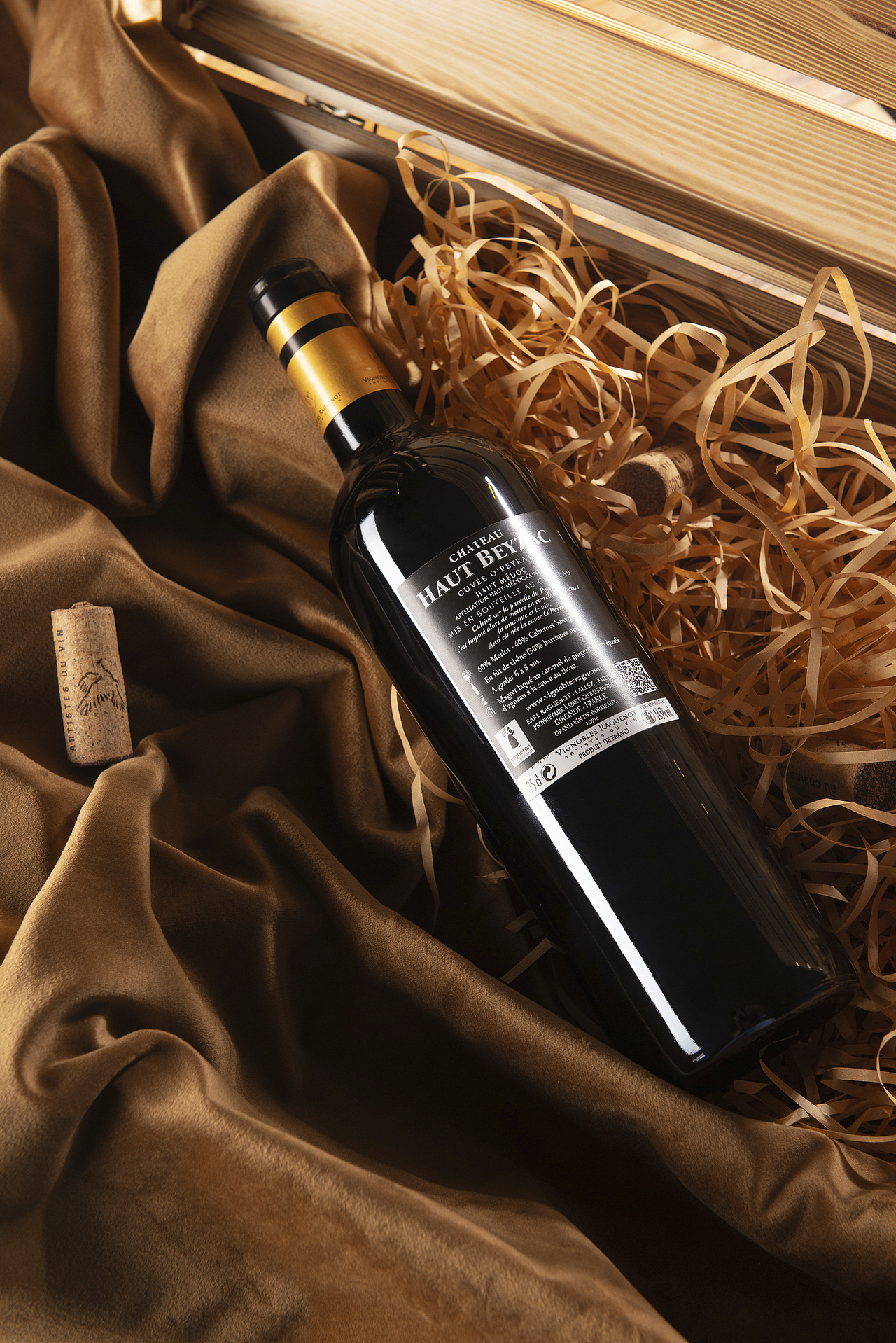 酒水摄影｜圣保利红酒 ✖️ 深白DeepWhite