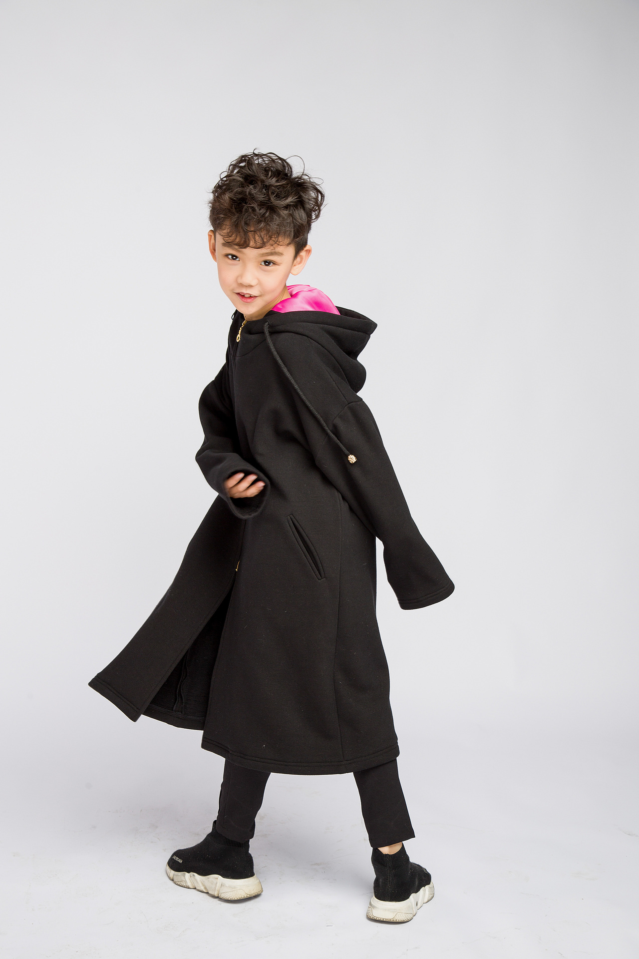 童装模特白底拍摄案例（图ZMTM1MTYxMDI4） - 人像摄影 - 站酷设计师Mink912原创素材 - 站酷ZCOOL