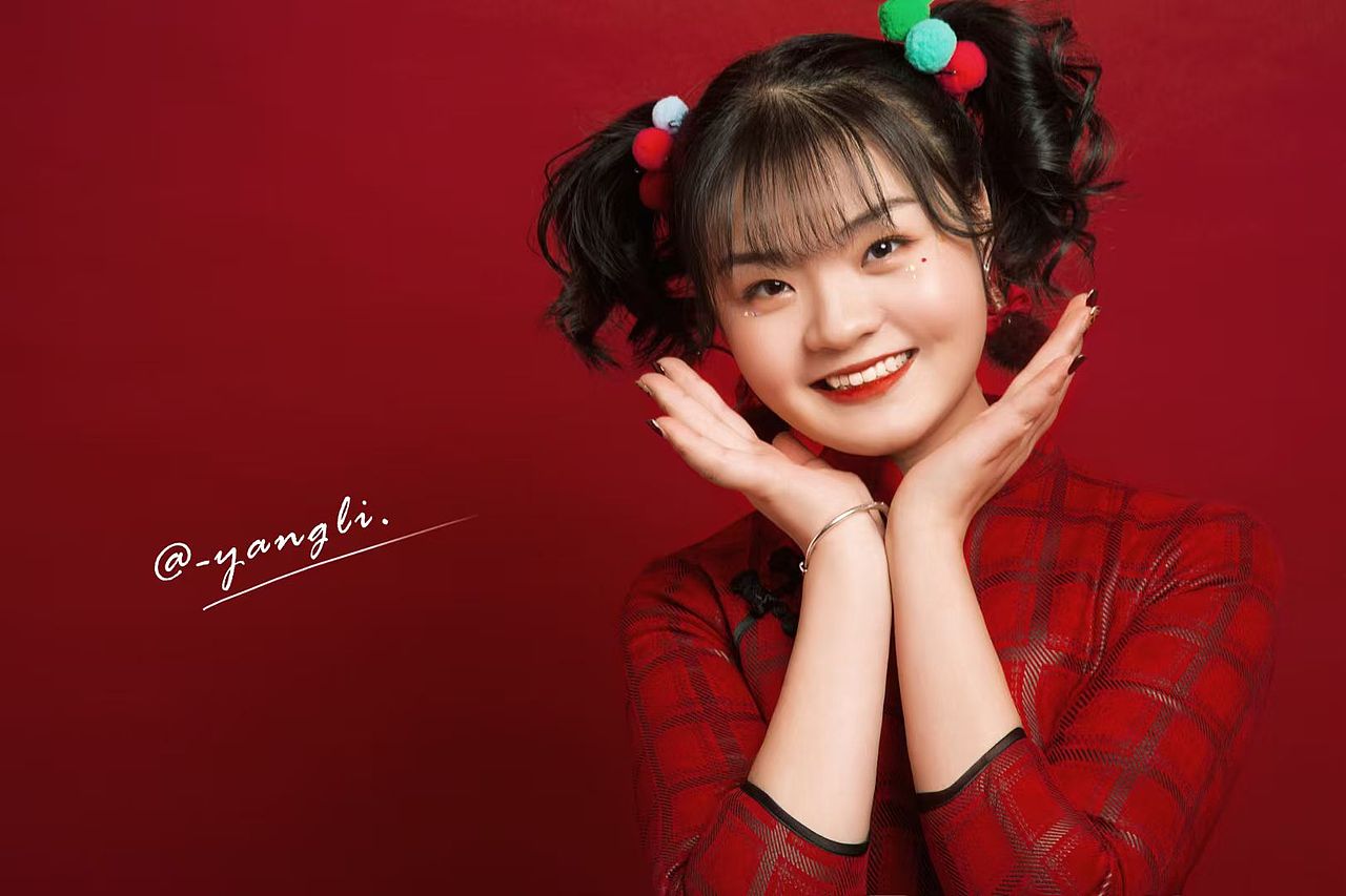 新年俏皮旗袍写真（图ZMjQyNjg4MTQ4） - 人像摄影 - 站酷设计师宫黎原创素材 - 站酷ZCOOL