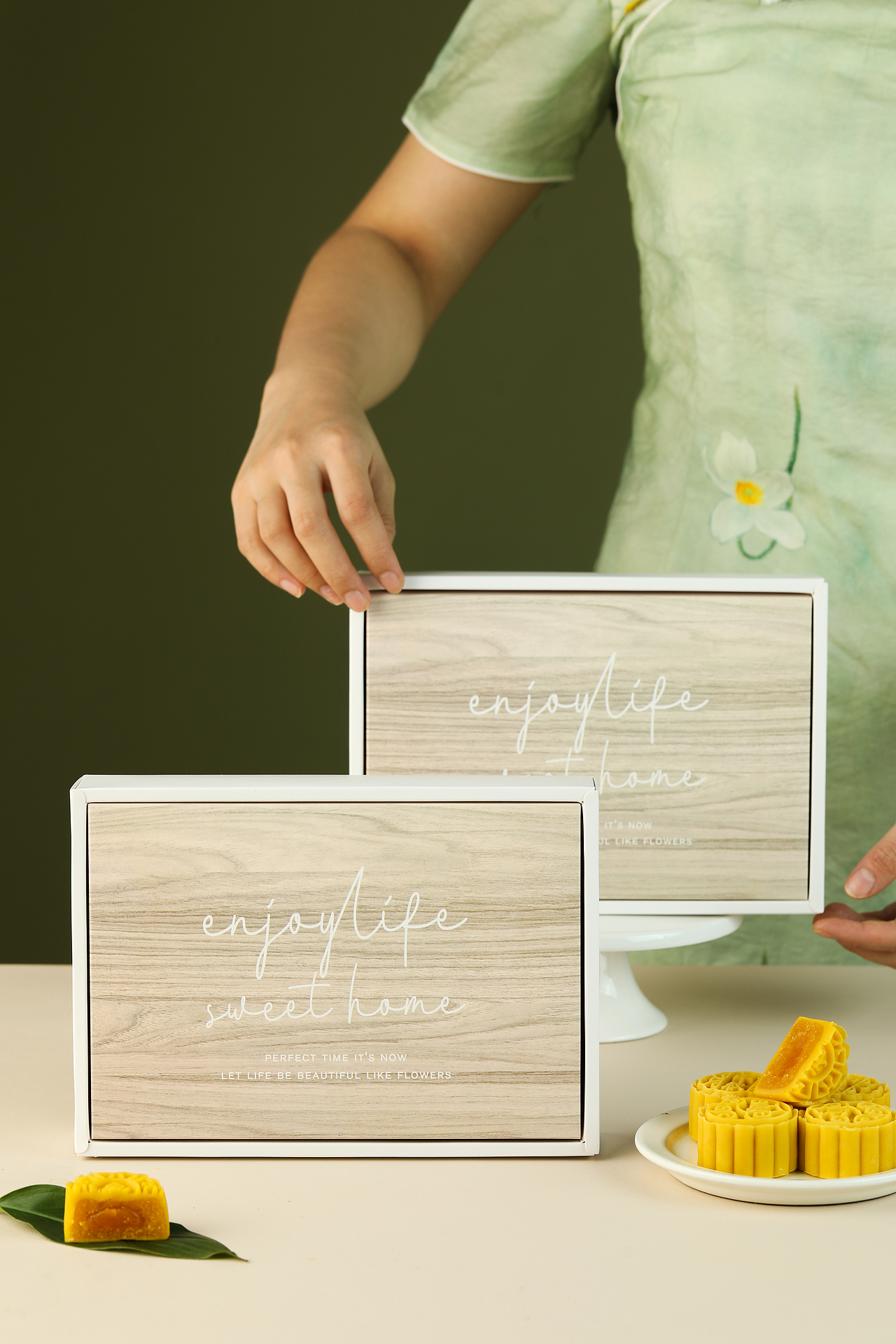 “中秋月饼礼盒~”